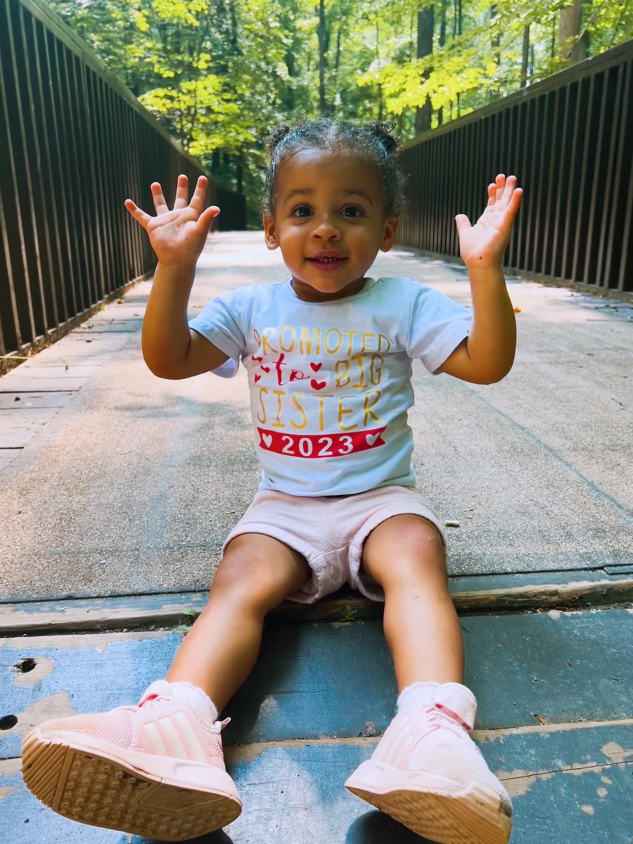 Kasey Smith tweet media