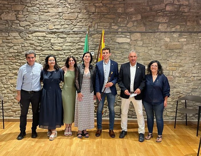 AlbaOrraBassas's tweet photo. Moltes gràcies per la confiança 👏🏻! Som un gran equip!!!! Molt feliç de poder treballar pel poble que m’ha vist créixer i que m’estimo tant! https://t.co/aUAN7AWIEt