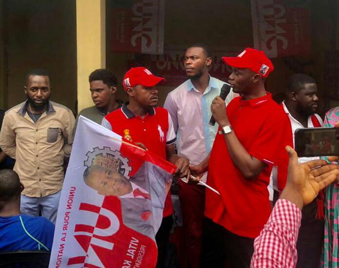 drjckisoni's tweet image. Le mvment &quot;#LES #BÉRETS #ROUGE #DE #VITAL #KAMERHE&quot; poursuit son implantation à KIN. Ce week-end une forte equipe de ce mvment conduite par son coordon @RemyBongungu a installé l&apos;équipe du district du  #MONT #AMBA en présence d&apos;une grande foule.
@BillyKambale1 @KamusakyJossar1