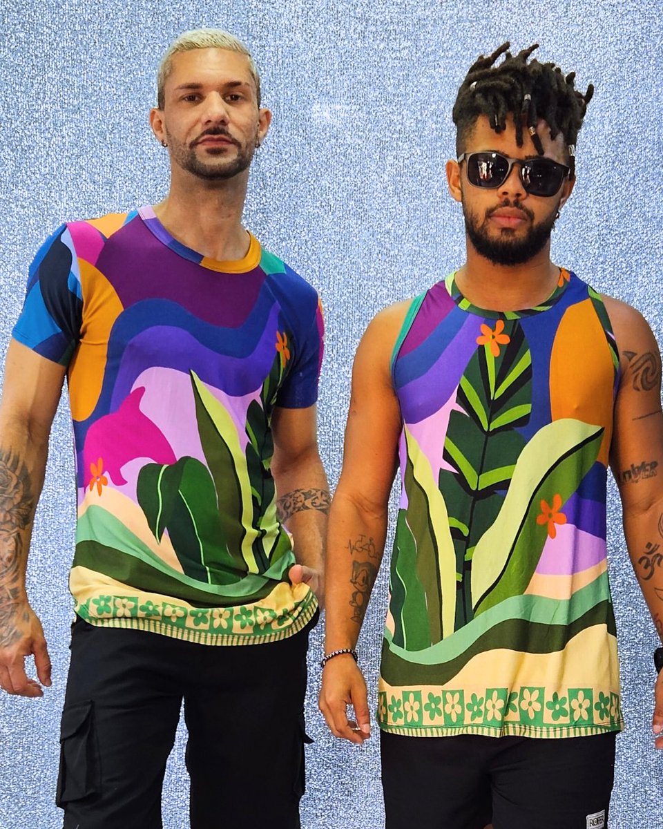 Rofermoda's tweet image. 🌿👕 Vista-se com estilo e conforto! Nossa nova camisa em viscolycra estampada folhagem é a escolha perfeita para quem quer se sentir bem vestido o dia todo.