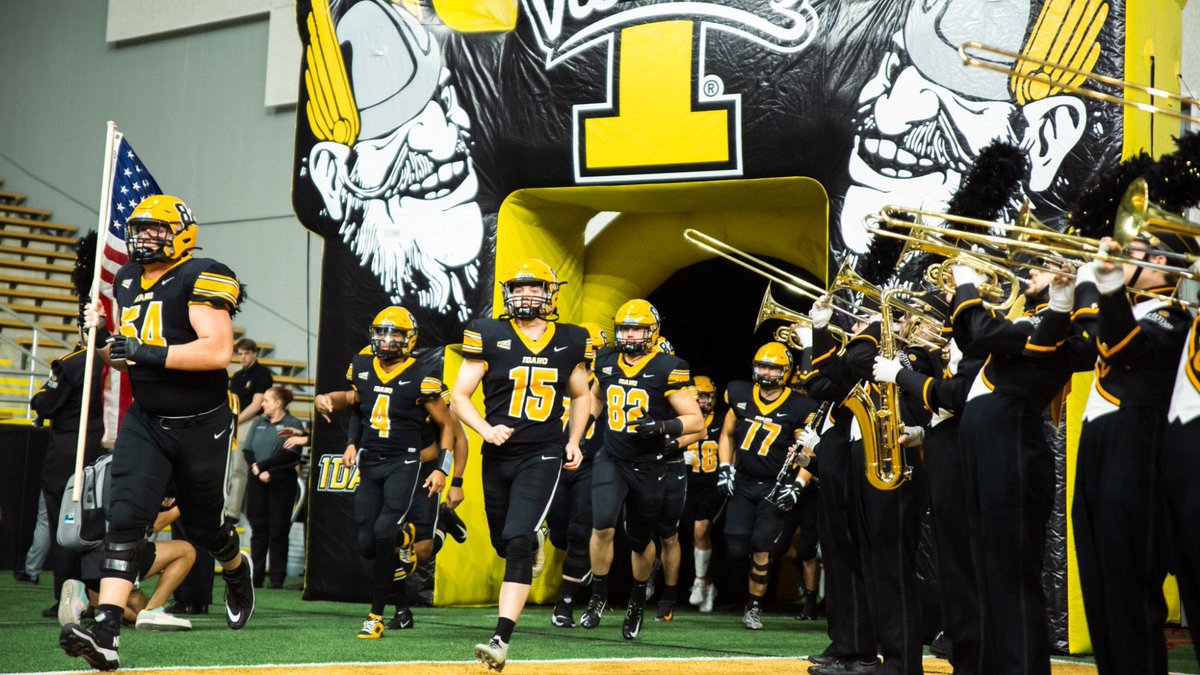 It is a big blessing to officially announce that I have received my first D1 offer from University of Idaho🤍💛.Excited to see what lies ahead for my future.    AG2G✝️🙏
#VandalStrong #D1 

<a href="/Coach_CBooth/">Cody Booth</a> <a href="/coachasuega/">Coach Asuega Recruiting Page</a> 
<a href="/Coach_Eck/">Wyatt Emmett</a> 
<a href="/TevitaLose/">Tevita Lose</a>
<a href="/Timbothy_Davis/">🏂Timbo B. Davis 🏈</a> 
<a href="/CoachNavarro907/">Alex Navarro</a>