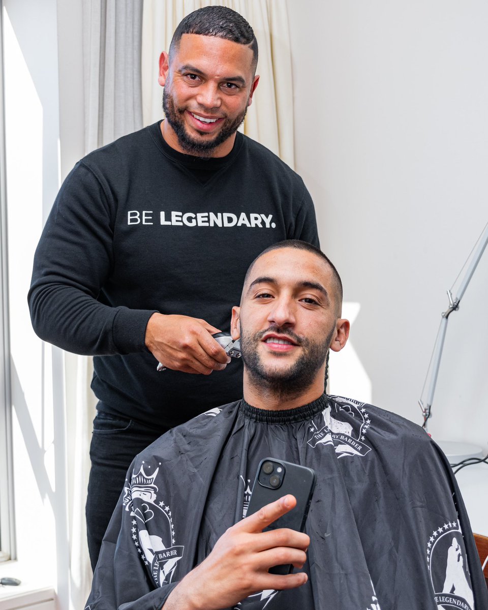 TotoGeza's tweet photo. Legendary this by the Legends Barbershop👌 https://t.co/uyaixSkDxZ
