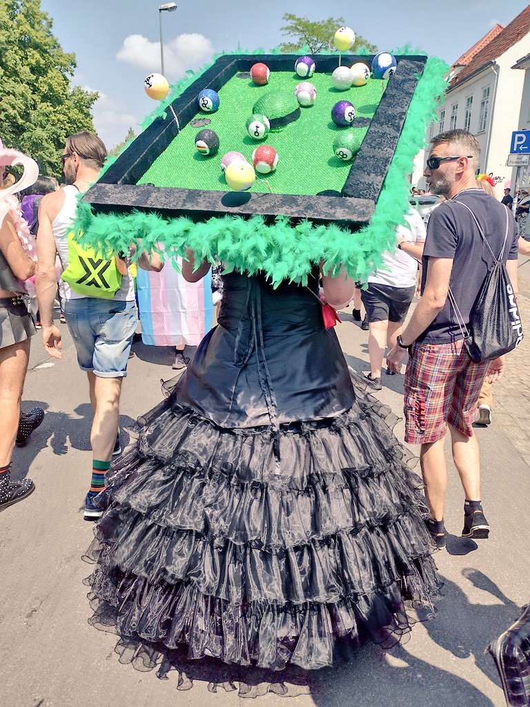 BrFranziskus's tweet photo. Christopher-Street-Day feiern! 
Happy Pride!

#pride #pridemonth #oldenburg #wasratsherrensomachen #csd #csdoldenburg @csdnordwest #csdnordwest https://t.co/fIYp3wJBya