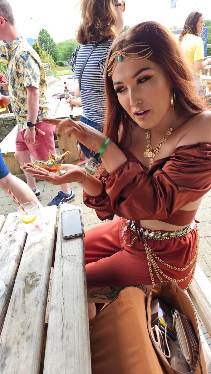 Jennifer Tynan tweet media