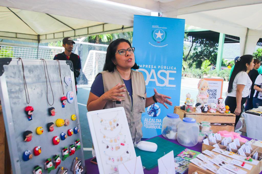 DASEAlcaldiaGye's tweet image. Cientos de beneficiarios de las Becas de Excelencia Académica de la EP DASE y @alcaldiagye, quienes cursan carreras técnicas en @tecno_argos, participaron del ARGOS FEST 2023, un encuentro para promover la integración y el aprendizaje.

@aquilesalvarez

#AlcaldíaCiudadanaGye