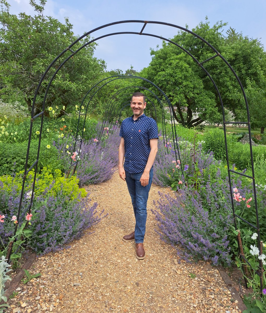 Russell Hawkins tweet media