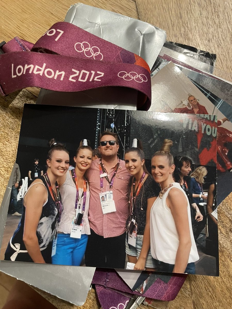 I thought I’d lost this! Spending my Saturday sorting through our spare room was worth every minute 😍I met @Guy_Garvey from #Elbow during the dress rehearsal for the closing ceremony of the London 2012 #olympics 🇬🇧a true gent. I also walked down the aisle to Gentle Storm in 2018