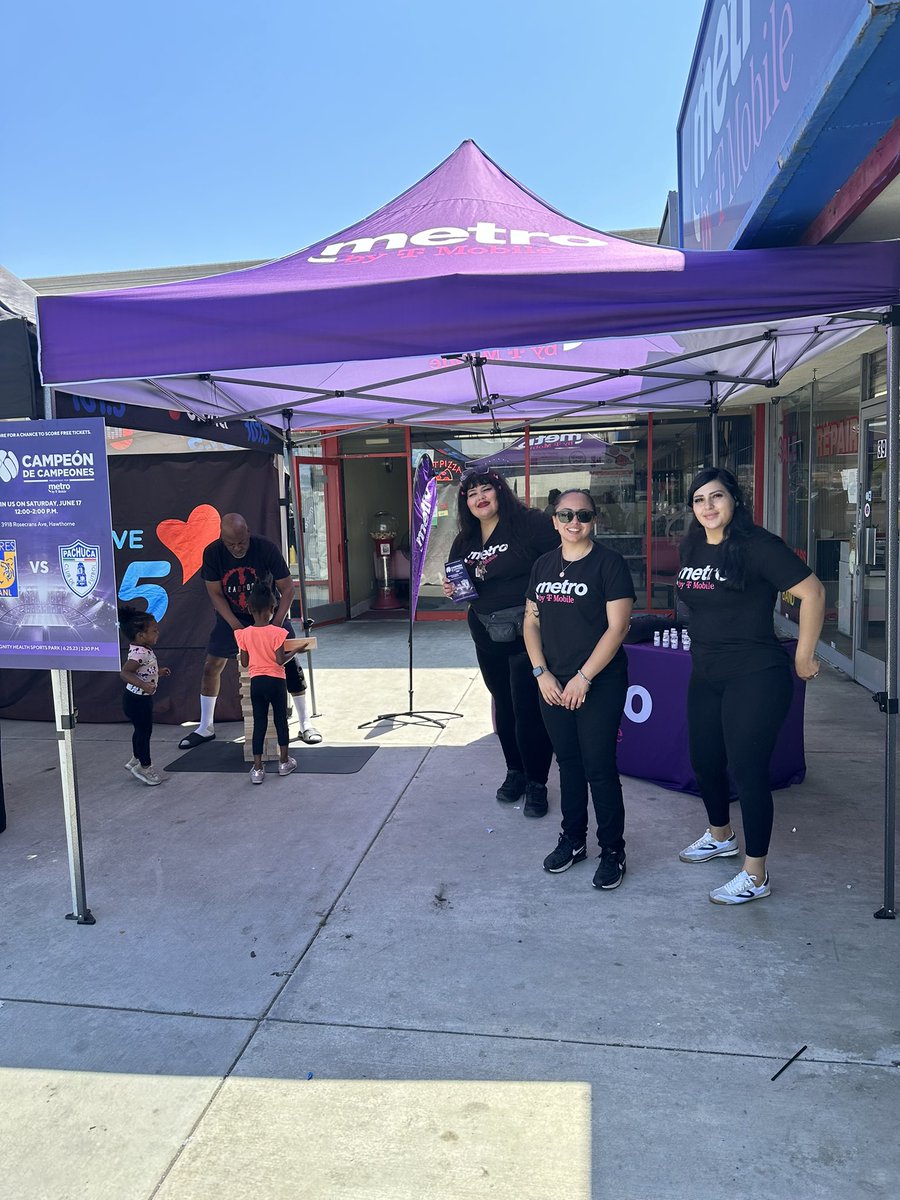 Adan (@arbrewer22) on Twitter photo Come check out our Hawthrone store and join the fun! 3918 Rosecrans Ave ! Our Palitel team is having an awesome party with the hottest deals in town ! #GrowLA <a href="/iamPaulCLee/">Paul Lee</a> <a href="/ErikSodik/">Erik Sodik</a> <a href="/DawnClarkDC/">Dawn DC Clark</a> <a href="/Sentowski8/">MJS</a> <a href="/eddienavarrete/">πππππ πππππππππ</a> <a href="/thayesnet/">Terry Hayes</a> <a href="/TonyThaiSoCal/">Tony Thai</a> <a href="/MariamZermeno/">Mariam N. Zermeno</a> Come check out our Hawthrone store and join the fun! 3918 Rosecrans Ave ! Our Palitel team is having an awesome party with the hottest deals in town ! #GrowLA <a href="/iamPaulCLee/">Paul Lee</a> <a href="/ErikSodik/">Erik Sodik</a> <a href="/DawnClarkDC/">Dawn DC Clark</a> <a href="/Sentowski8/">MJS</a> <a href="/eddienavarrete/">πππππ πππππππππ</a> <a href="/thayesnet/">Terry Hayes</a> <a href="/TonyThaiSoCal/">Tony Thai</a> <a href="/MariamZermeno/">Mariam N. Zermeno</a>