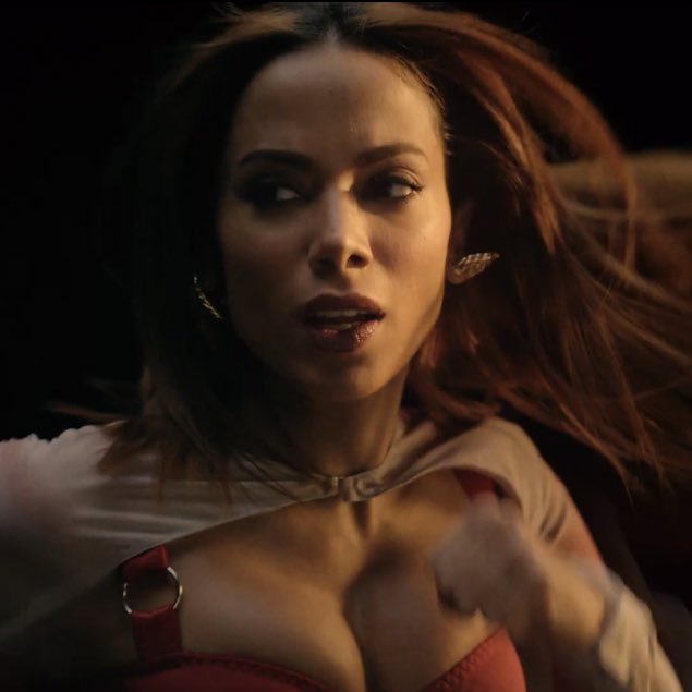EliteNetfllix's tweet photo. ANITTA NO TEASER DE #ÉLITE7 🤩🔥 https://t.co/IUT0LAte40