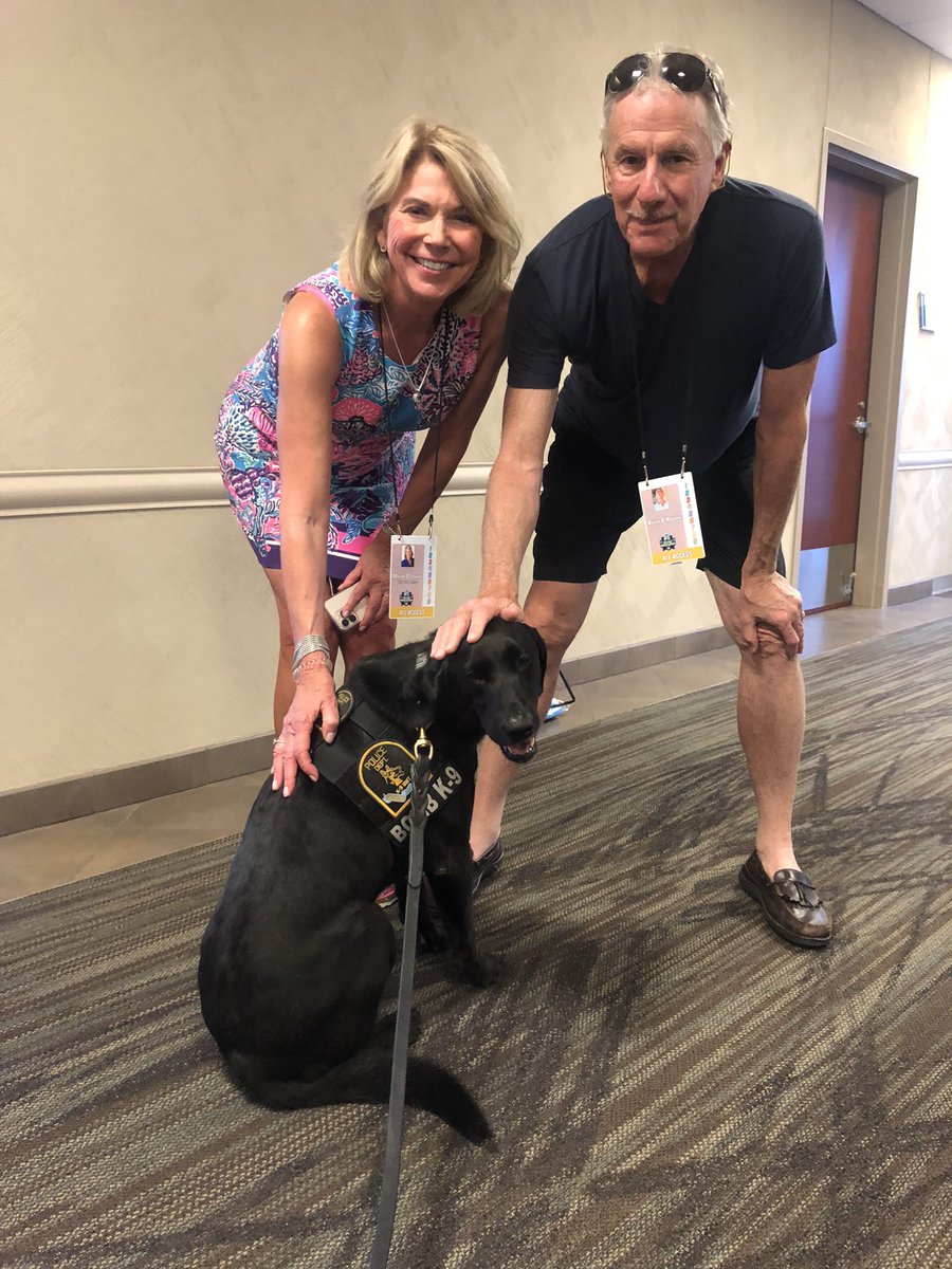 dominic_k9's tweet photo. Mayor Jean Stothert and her husband Dr O’Rourke stopped to say “Hi” and take a few pictures with me 😁😊🐾
#BESTMAYOREVER

#OPD 
#MCWS 
#RoadToOmaha #CWSOmaha https://t.co/OwuefyLkJv