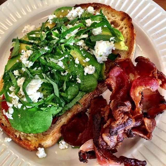 AVOCADO and TOMATO on SOURDOUGH add BACON is perfect for a Sunday morning Breakfast at The 🐷🐷🐷

#pigandpastry #pigandpastrypetersham #cityofsydney #sydneyproduce #sydneymarkets #freshisbest #breakfastinsydney #sydneybrunch #sydneycafescene #sirbrunchalot