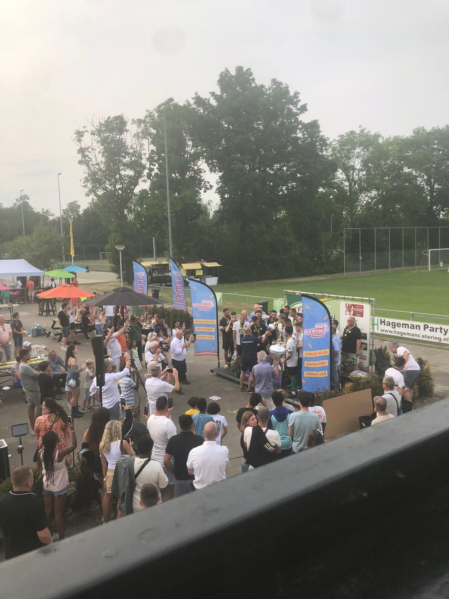 Trainingskampen.nl feliciteert <a href="/SVVSchev/">SVV Scheveningen</a> met de <a href="/HaagVoetbal/">Haaglanden Voetbal</a> cup! Op naar een mooi #trainingskamp