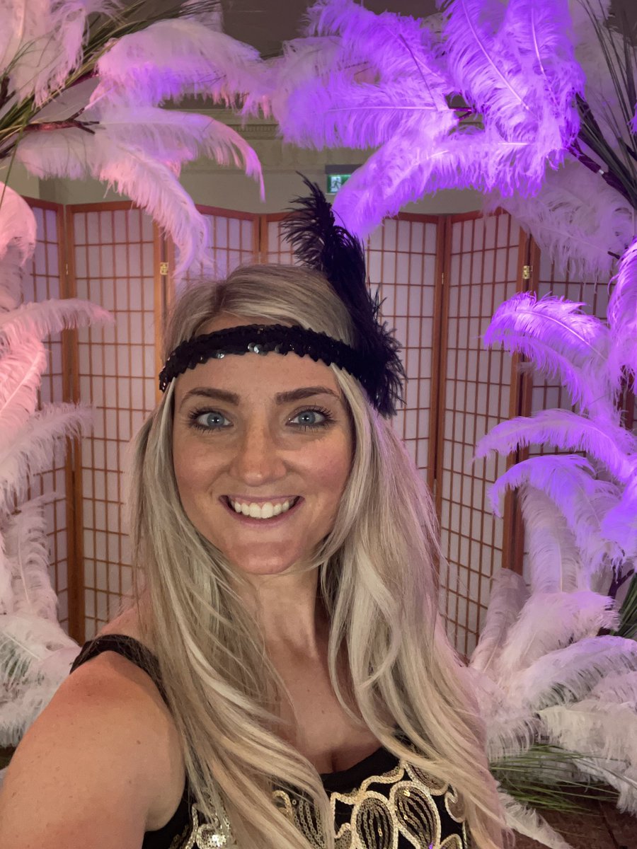 Double gig day… 

We had a fabulous day from playing Birthday Barbie surprising Jazmine at her party to a Gatsby dance host for the NHS Junior Doctors Summer ball. 

Thank you all for fab day 🩷

#danceteacher #torbay #torquay #southdevon #devon #offbeatdanceandfitness