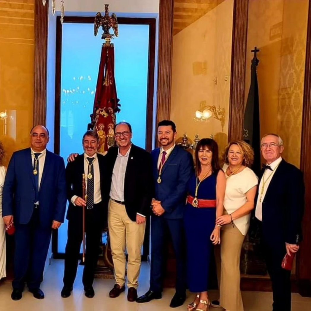 Gracias a todos los que nos han acompañado y apoyado durante estos ocho años. 
Felicidades a Pepe Vegara, y a todo el equipo de gobierno que asume el reto de atender las necesidades de nuestro municipio. 
Siempre contarán con nuestro compromiso decidido para ayudar a conseguirlo.