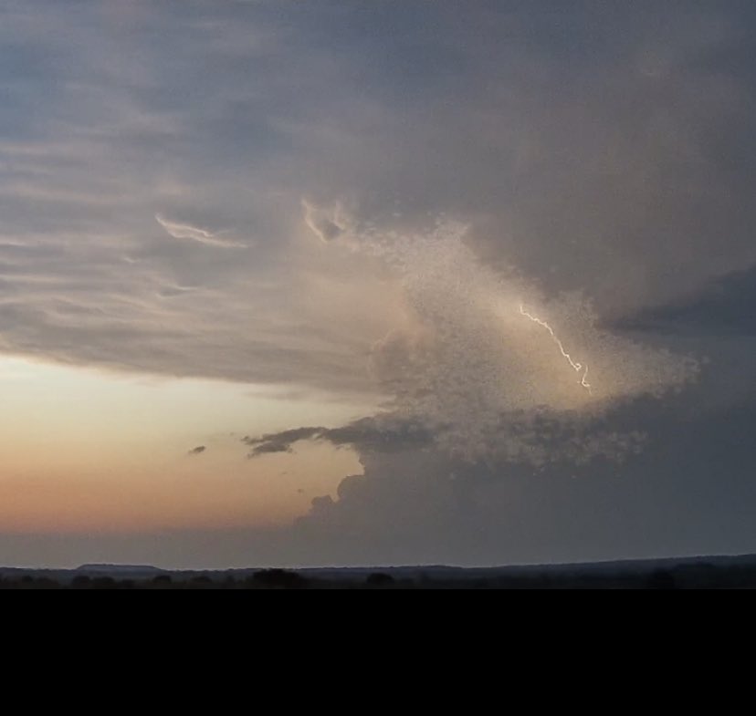 Brittyarb's tweet image. Amazing view from the Serenity Ranch live cam in #radaromega looking towards the Witchita Falls storms earlier from Jermyn, TX. #radaromega @ryanhallyall @NWS @RadarOmega @BenSmith_WHNT @BluekandyWX