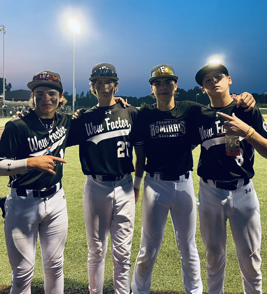 MarchDoran1's tweet photo. Sweet win at PG Deep South Father’s Day wood bat tourney.  Tate with a great walk off hit! Good contributions by all these guys!  Wade Taylor, Drew Csernovicz, @TateVallone, @PatrickDoran175
@fhsadmbaseball
@WCSFHSCoachWhid https://t.co/FY4IZGbrj6