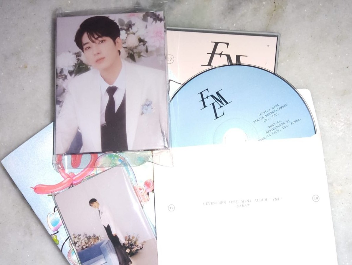 🇧🇷 VENDA FML VERSÃO CARAT:

✓Mingyu
✓Wonwoo

Valor: R$70,00

Frete a calcular.

Acompanha: 
-Binder
-Photocards, menos o random
-CD
-Outbox

Reserva no privado, pagamento imediato via Pix.
O envio é feito aos sábados.

#photocard #KPOP  #kpopcollection  #photocards…