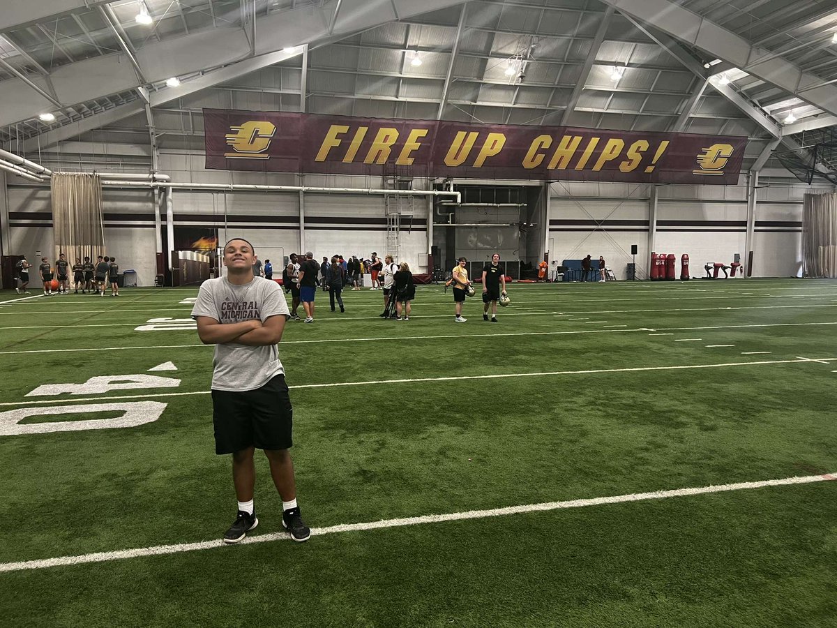 CalebJohnson_DE's tweet photo. Had a great time at @CMU_Football big man camp. I have learned a lot from the coaching staff there and can't wait to be back next year. https://t.co/gBmI9JAYkD