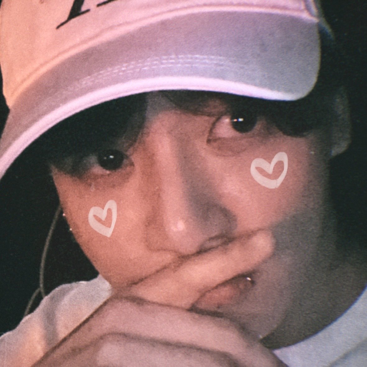 • з • (@iholdkoo) on Twitter photo 