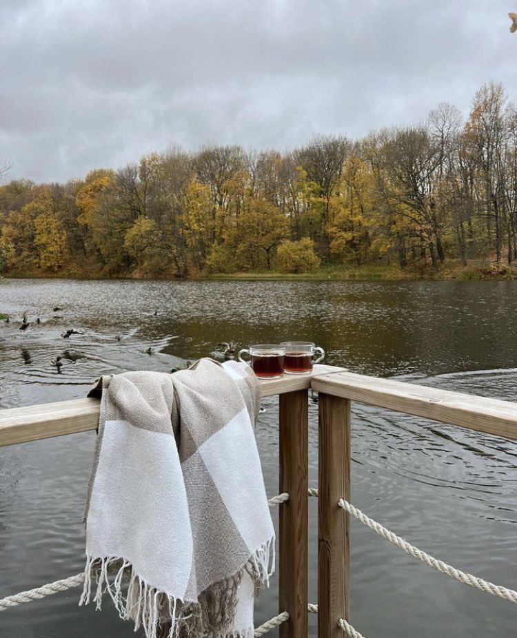 صباح الخير : 
اتمنى ان يصنف من الايام اللطيفه لديكم 😍