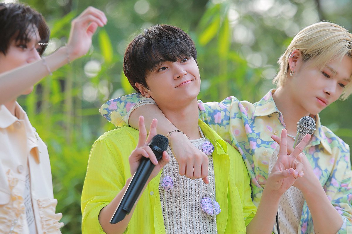 stunnin’ tweet media