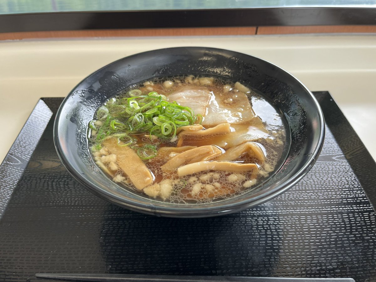 BbKon720's tweet photo. バイバイ広島
最後は尾道ラーメン
安定でうまい https://t.co/7GRm9fKbuT