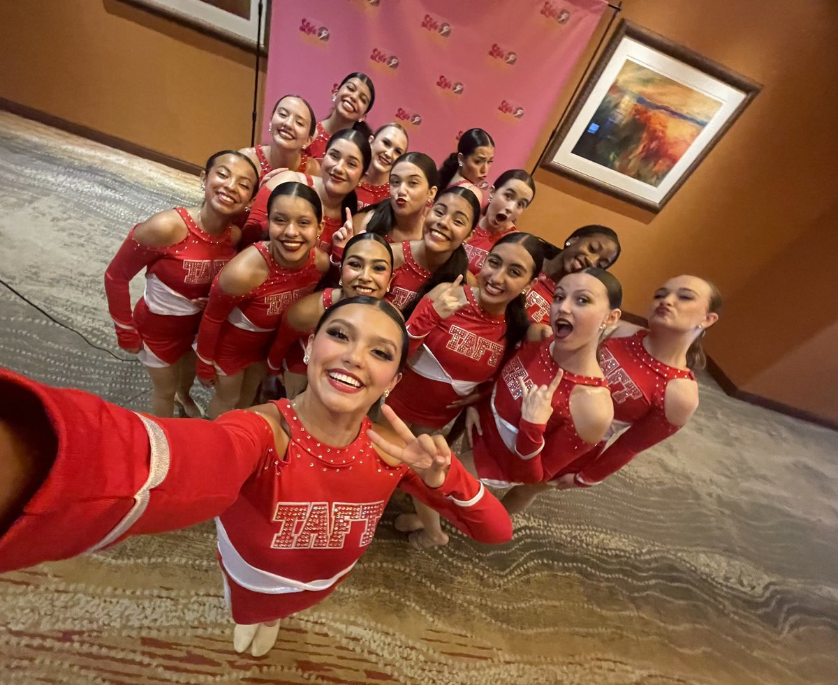 THSHighsteppers's tweet image. Day 1 of line camp is going great!! ❤️🤍 #HomeRoutine