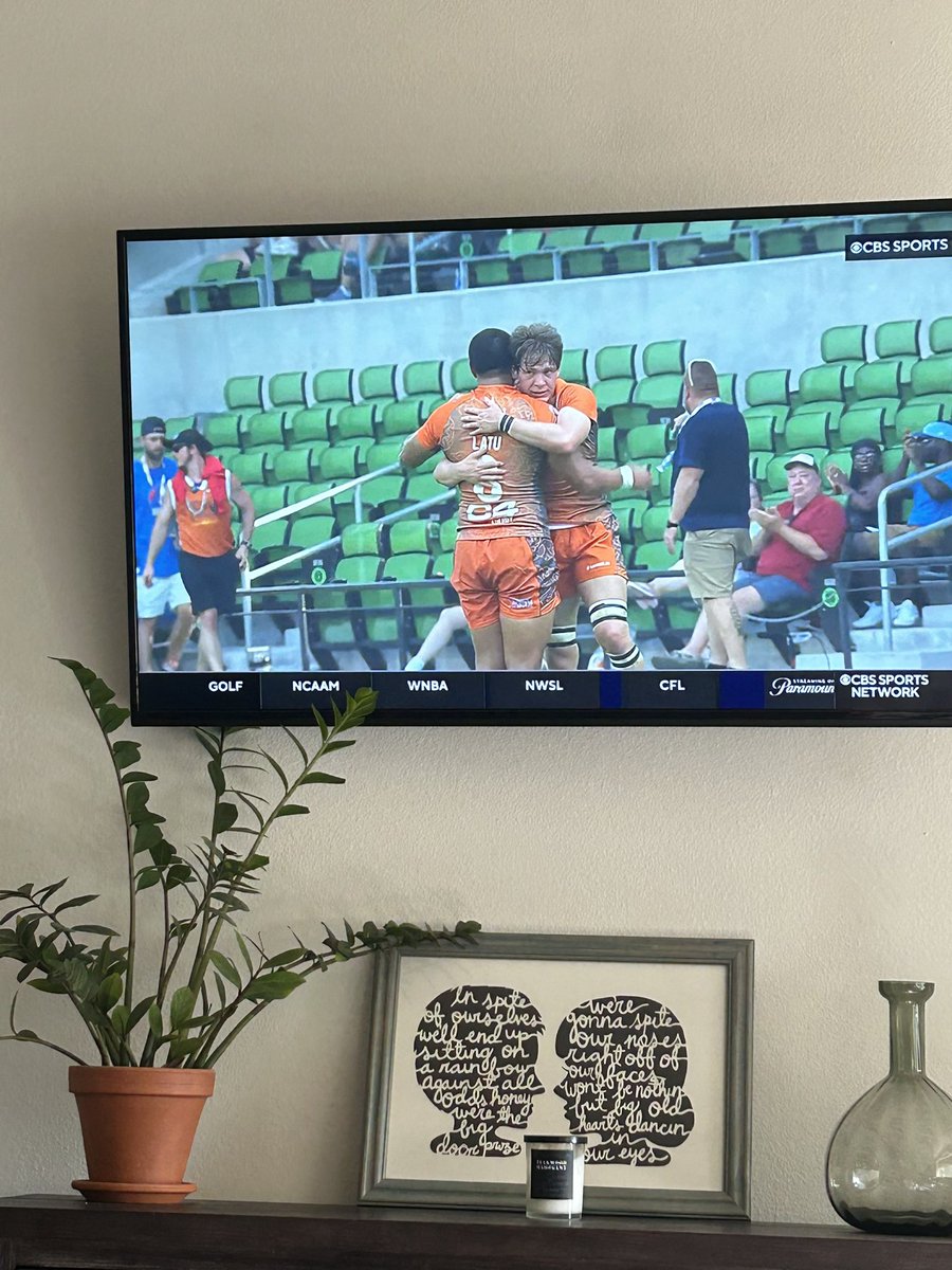 Big TEAM fan and I see <a href="/PFTCommenter/">PFT Commenter</a> &amp; <a href="/hen_ease/">Hank Lockwood</a>. Go <a href="/teampr7s/">The Texas Team</a>!