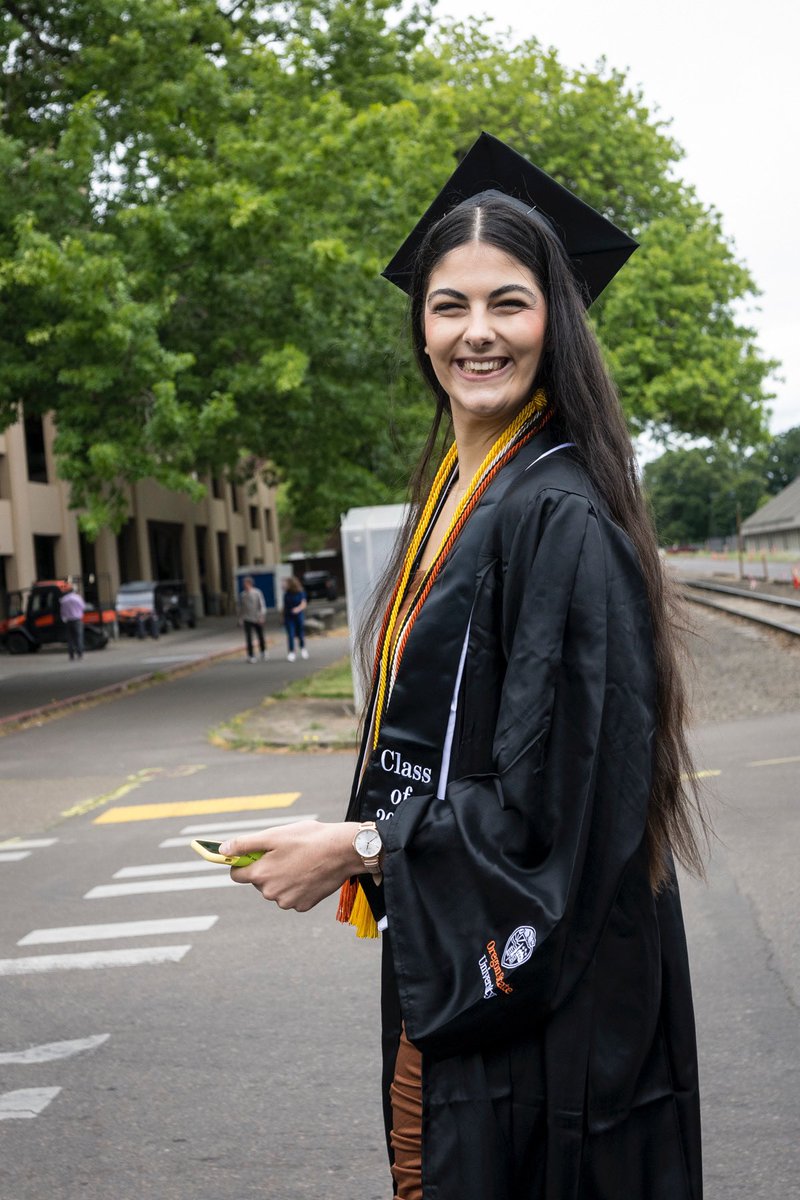BeaverWBB's tweet photo. Forever Beavs. 🎓 https://t.co/bAA1iXBMta