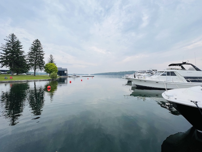 From any angle, it's a beautiful Scenic view. hucks.ca @evancalleia #boats #1000Islands #visit1000Islands #discoverOn #beyondboating