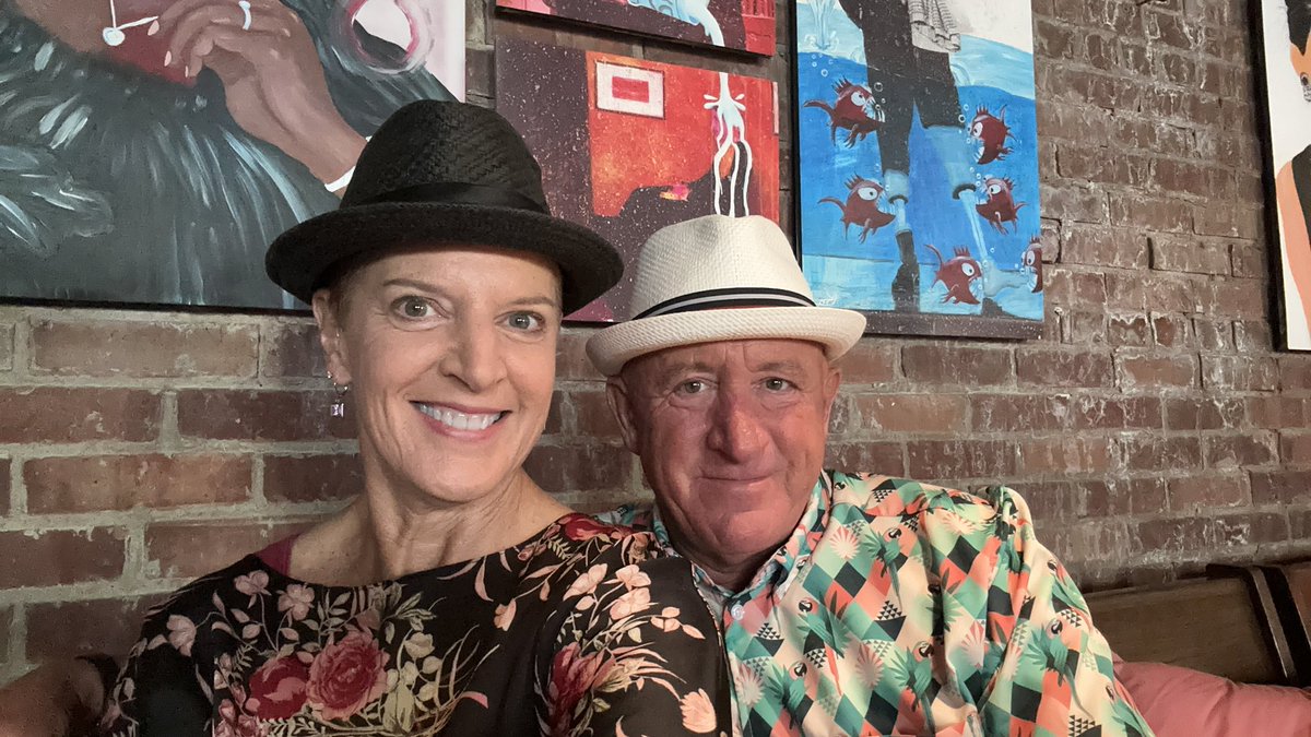 It’s <a href="/dadagastropub/">DADA GASTROPUB</a> for dinner before the <a href="/LevittSF/">Levitt at the Falls</a>! #datenightsaturdaynight