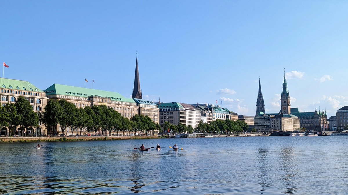 City Describer tweet media