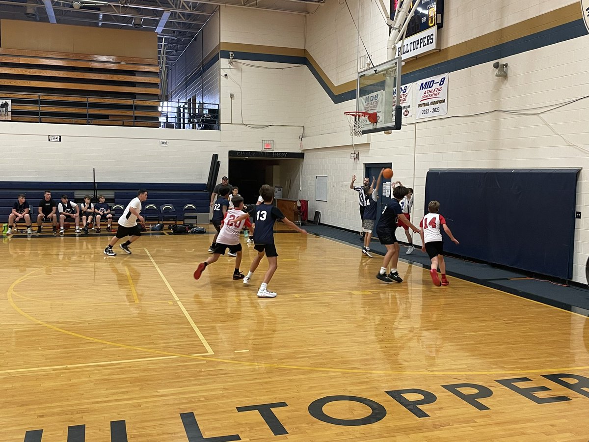 Edison 7/8th grade boys working early in the morning in clarksburg! Went 3-0 on the day.