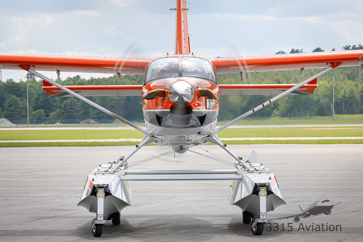 3315Aviation's tweet image. I love this Kodiak owned by the Department of the Interior. It is a frequent visitor to @FlyBGR and Maine Aero. #Planespotting #planegeek