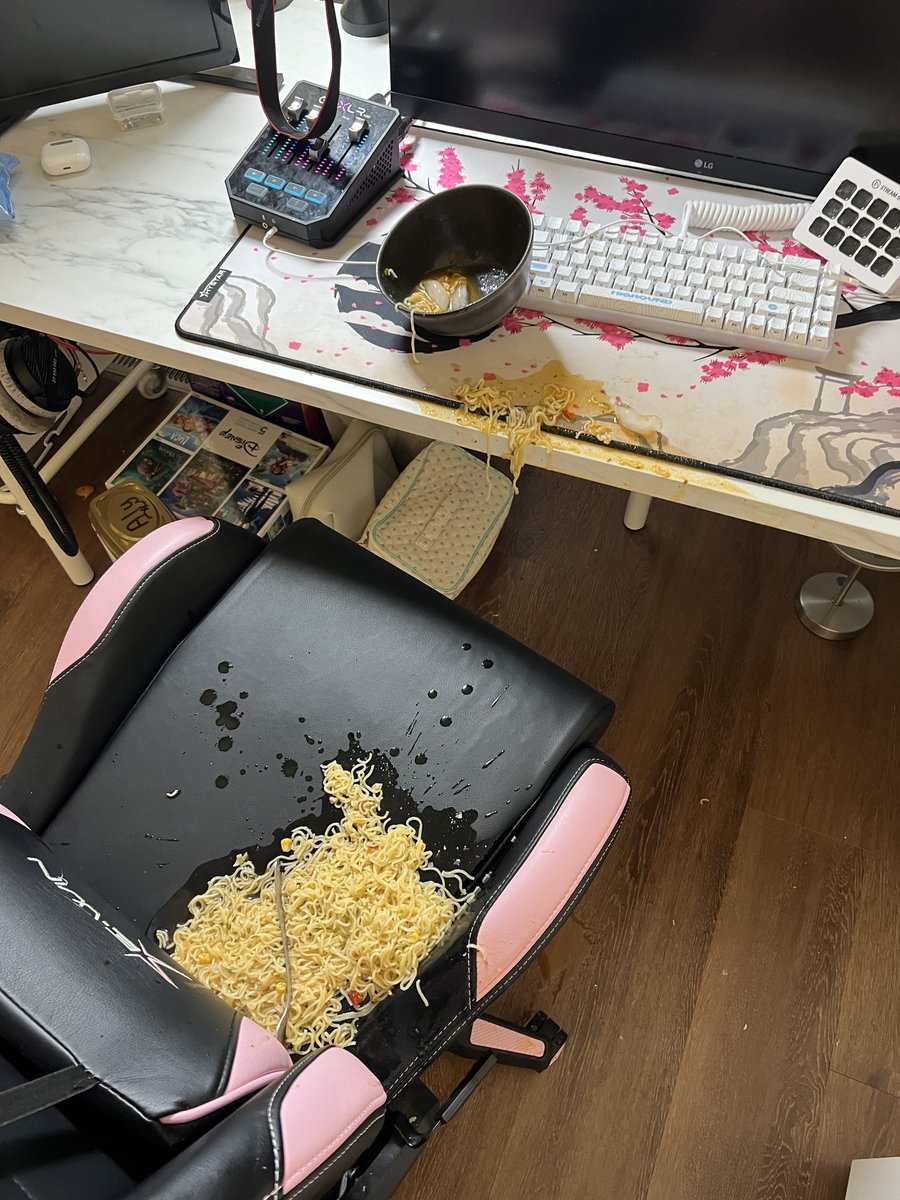 Alyssa Jade tweet media
