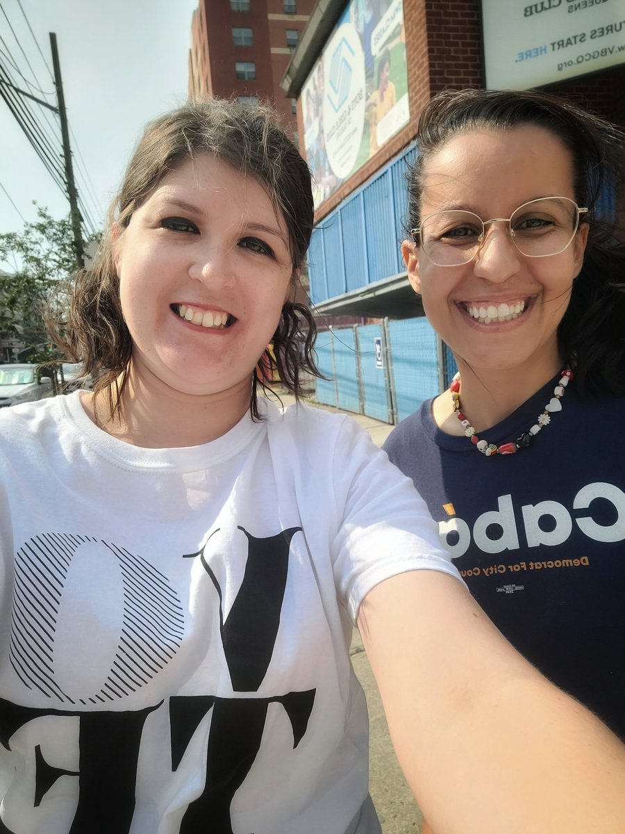 Day 1 of early voting ✅

Our District Leader <a href="/BreeanaMulligan/">Breeana Mulligan</a> was out getting out the vote for our CM, <a href="/tiffany_caban/">Tiffany Cabán</a>.

Find your poll site:
findmypollsite.vote.nyc