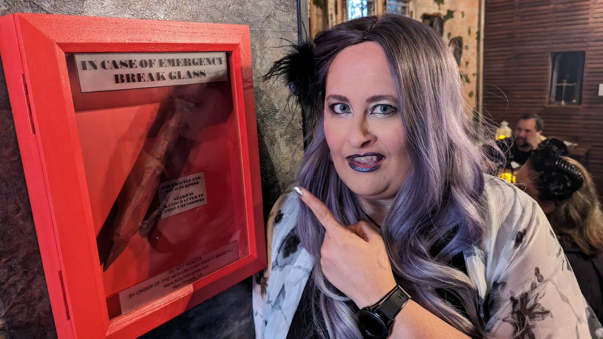 Had some fun vampire shenanigans with my familiar/husband and some old friends at #theapothecary in #neworleans this afternoon. #vampcouncilnola @VampcouncilN #nolavampires #vampiriccouncil #vampire