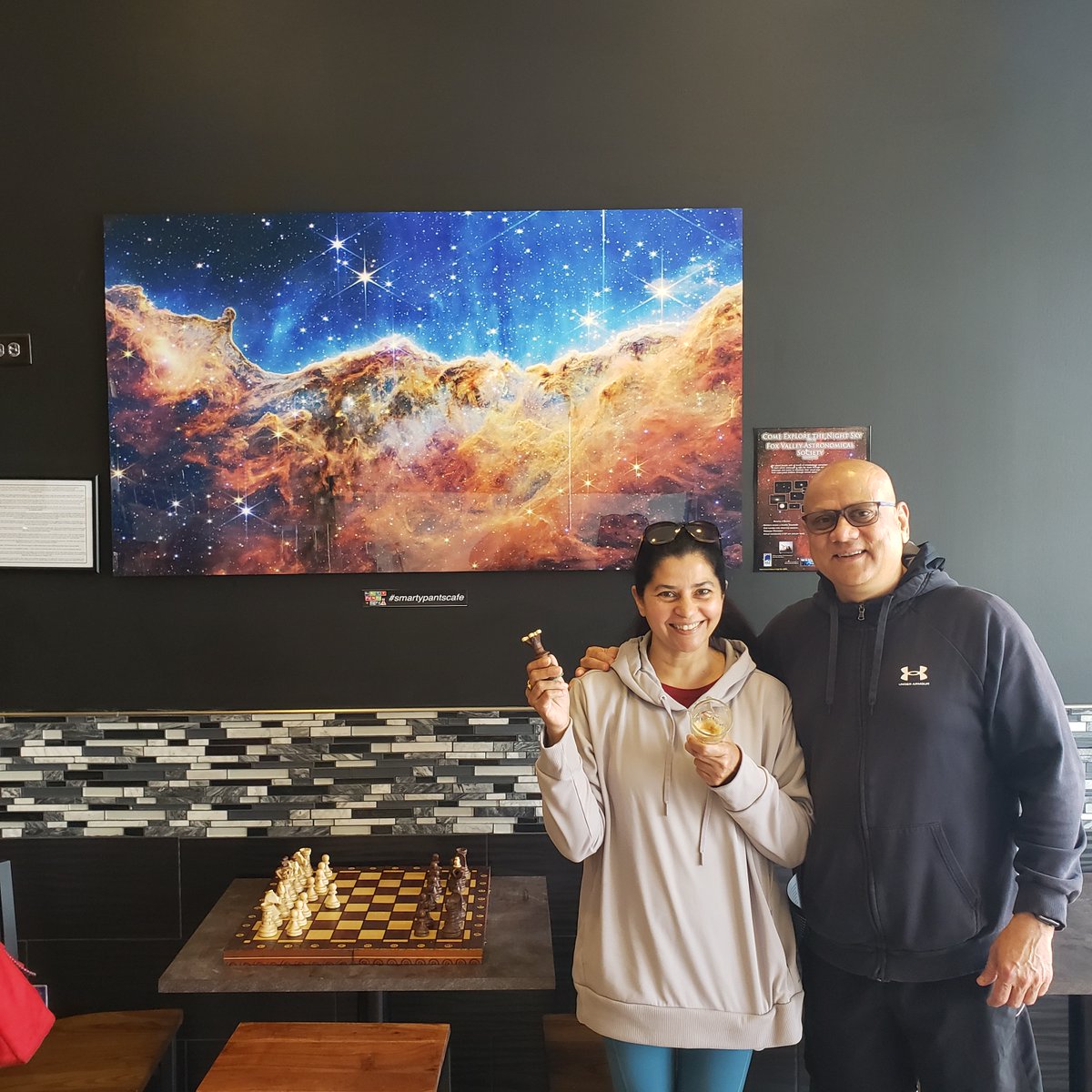 This awesome couple traveled all the way from Naperville to experience Smarty Pants Cafe after reading a feature story in @NapervilleMag  on our concept! Way cool!
817 N Randall Batavia, IL
#batavi #genevail #stcharlesil #aurorail #science #CoffeeTime  #tea
#Naperville