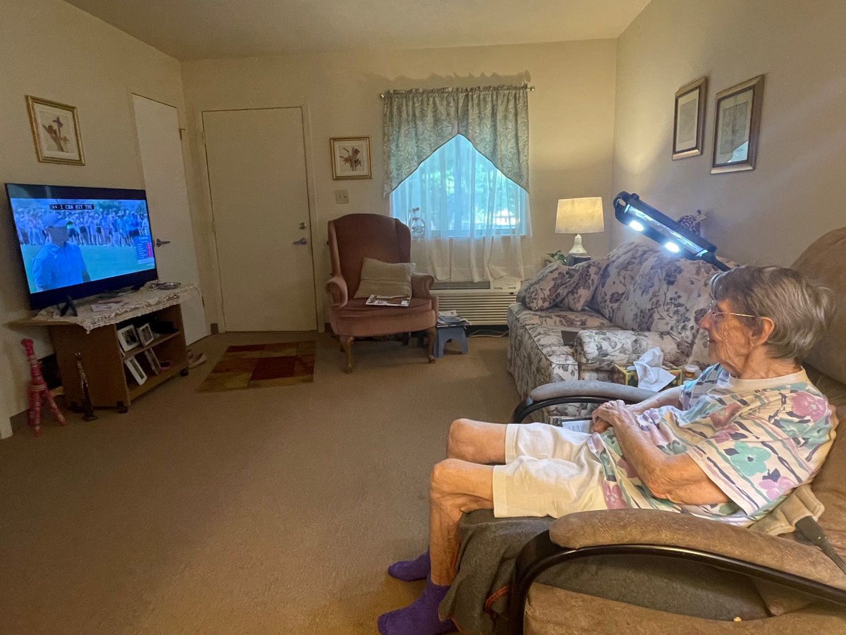 Hey <a href="/McIlroyRory/">Rory McIlroy</a> - think I’ve found your oldest fan. Watches you every weekend! #100yearsold #USOpen2023 #USOpen <a href="/usopengolf/">U.S. Open</a>