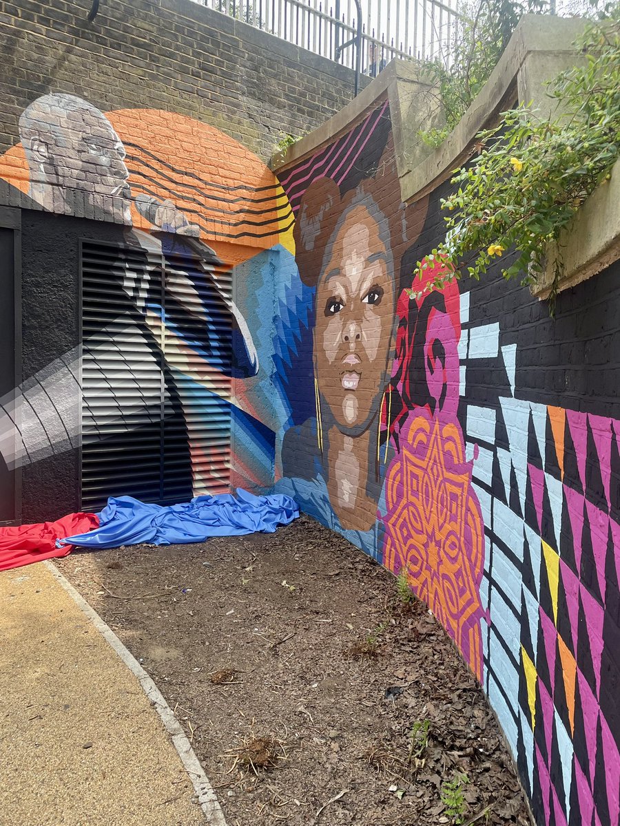CroydonLabour's tweet photo. Great launch of #Croydon Music Heritage Trail as part of #BoroughOfCulture celebrating musicians from Samuel Coleridge Taylor to Stormzy.
A vibrant mural honouring them by Atma Studio was also unveiled at Queens Gardens.
Check it out &amp; download ‘Croydon Music Heritage Trail’ app! https://t.co/N56JcyZr4o
