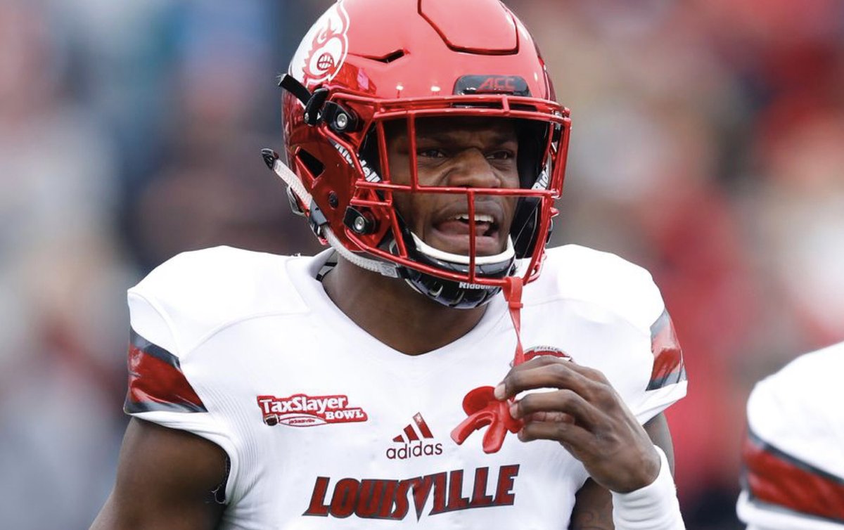 Lamar Jackson’s 2017 season at Louisville was something ELSE. Jackson led the ACC in passing yards (3,660) and was second in passing TD’s (27). Had more rushing yards than Saquon Barkley (1,601). Had more rushing TD’s than Nick Chubb (18). Led ALL of college football in total…