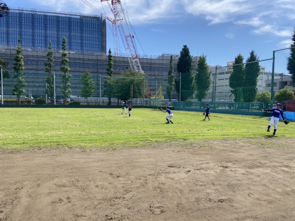 baseball_11894's tweet photo. おはようございます☀☀😃
今日はものすごく暑い🥵
気をつけて野球頑張っていきましょう！
#野球
#野球レッスン
#八王子 https://t.co/IP8BsWRHz0