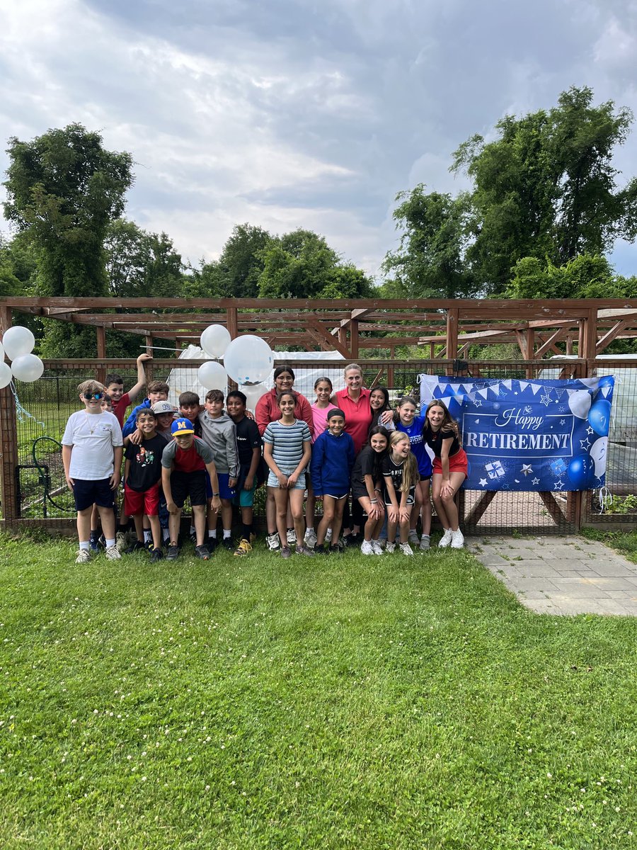 Elizabeth Dore tweet media