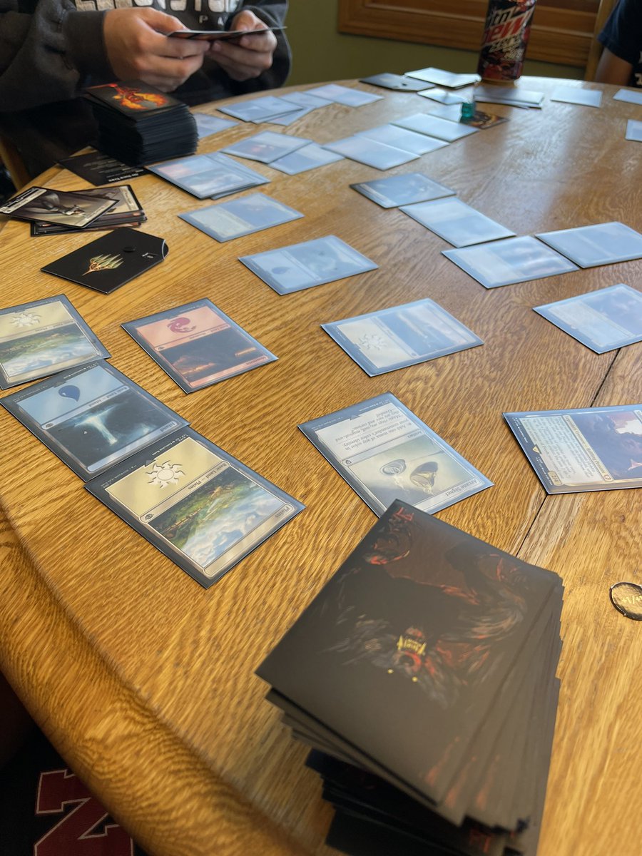 MtgSleeves's tweet photo. Playing @wizards_magic commander LOTR with the family.  Of course using our sleeves! https://t.co/7JuQ70zrup