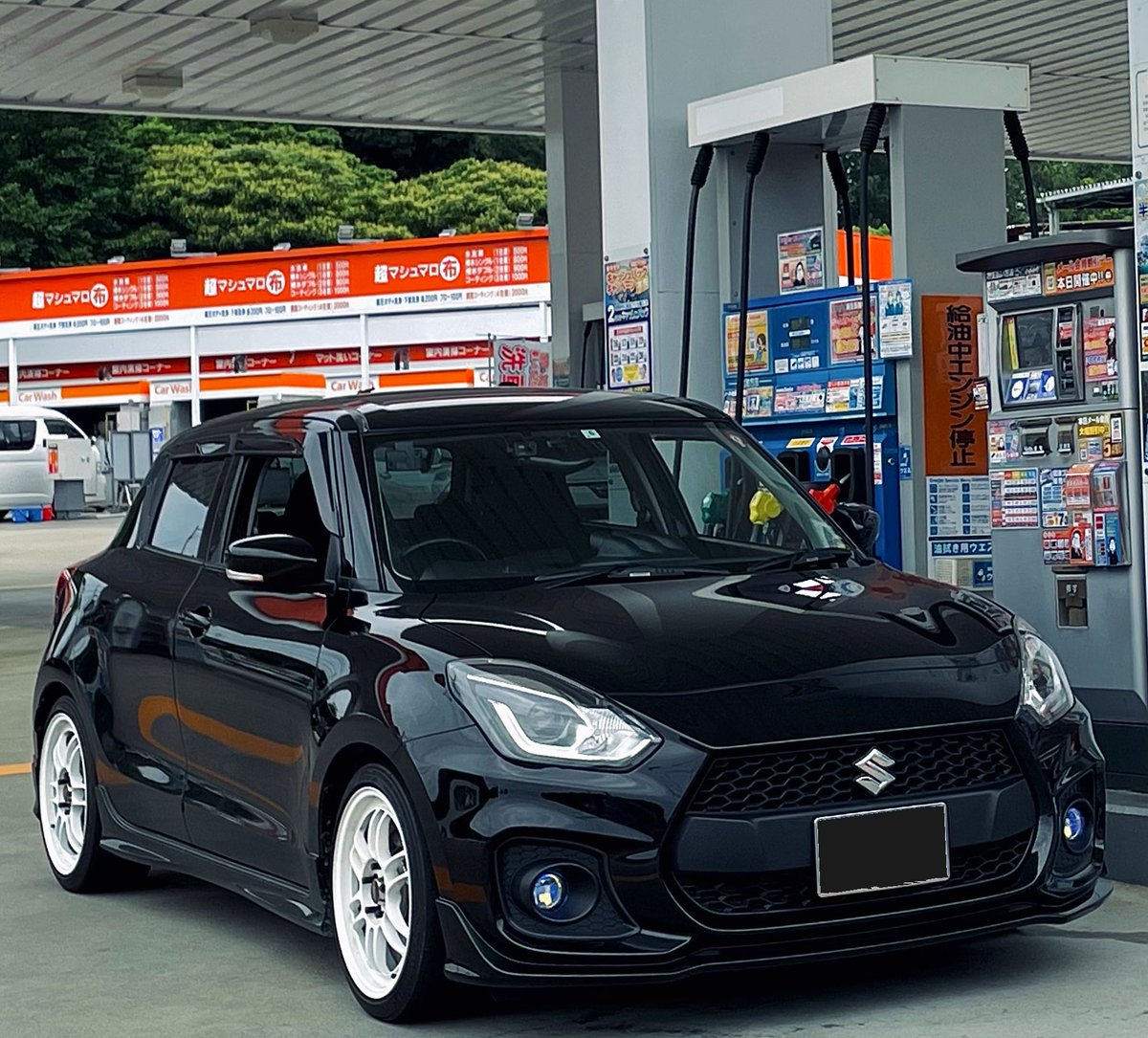 sss_379's tweet photo. 通勤、お遊び車 #zc33s 🚗✨

ファミリー車 #m900a🚗✨

2台とも…
ちゃっかり過給機付いており、

気になるトコは…
ちょいとイジりを加え、

個人的に、
気持ち良く走れる車に仕上げてます🙌✨

皆さま、よろしくお願いします🙇‍♂️

 #スズキ乗りと繋がろう2023初夏

 #トヨタ乗りと繋がろう2023初夏 https://t.co/xTrQeh7Bh9