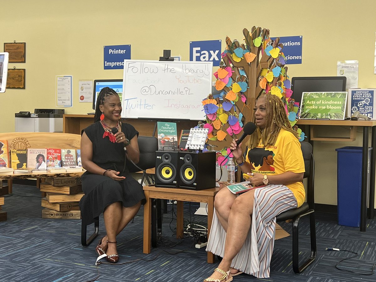 DelondaR's tweet photo. Juneteenth Celebration (1865) Supporting HESA very own Black Author Mrs. Natalie Chase “The Teacher’s Encourager”❤️💛💚🖤 https://t.co/Urdjftn6Ix