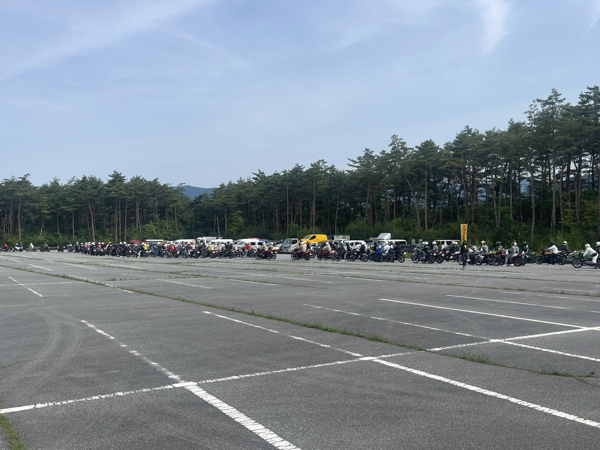 おはようございます😃
今日はオートジャンボリーに来ました(^^)