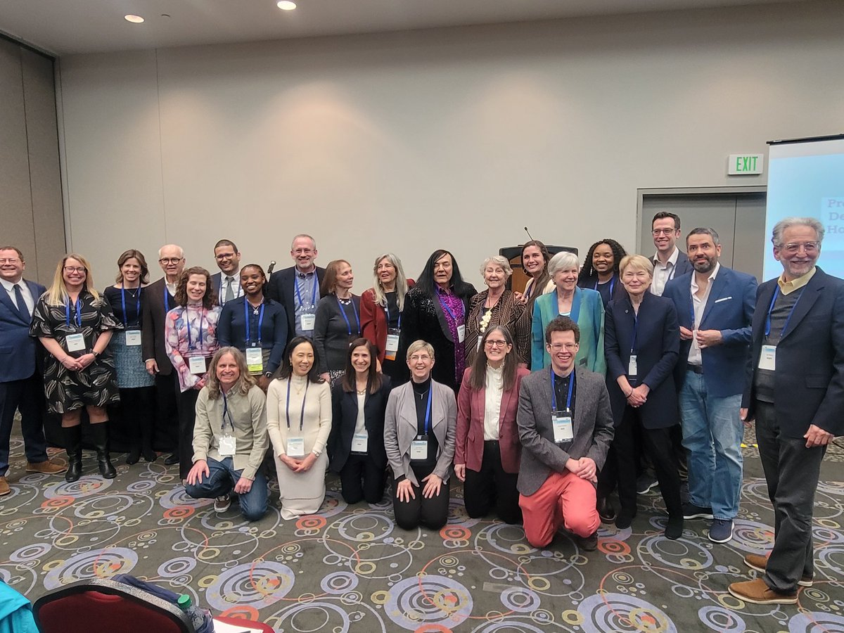 MigIvanova's tweet image. Completely forgot to upload this from #SRCD23 ! What an amazing pre-conference that was :) Honoring the legacy of #TheManHimself! It was one of the most fulfilling day, focusing on discussions about the past, present, and future of the field of #developmental #psychopathology 😊