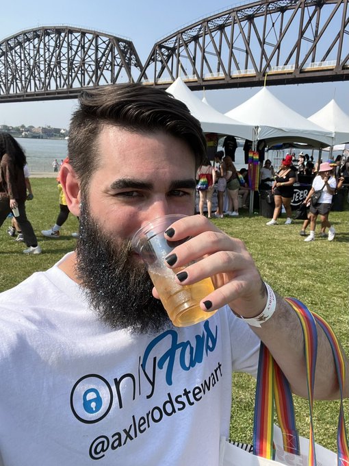 Having a BLAST at @PrideInKY. Many thanks to my followers who couldn&rsquo;t be here but sent me their favourite<a class="tags" target="_blank" title="On Twitter" href="/?out=eyJ0eXAiOiJKV1QiLCJhbGciOiJIUzUxMiJ9.eyJpYXQiOjE3MjIwMTkxODYsImlzcyI6InR3cG9ybnN0YXJzLmNvbSIsIm5iZiI6MTcyMjAxOTE4NiwiZXhwIjoxNzUzNTU1MTg2LCJyZWRpcmVjdF91cmwiOiJodHRwczovL3R3aXR0ZXIuY29tL1ByaWRlSW5LWSJ9.cup9nuuptpbTcVs580FJF2IBRffpms4HuD7OxTleujZh80hBDHcZN-7GGQISqXSh8rXolvpwv7X4Rj7_tZDiEw">@PrideInKY</a><a href="/tag/tattoo"class="tags"><span>#tattoo</span></a><a href="/tag/beard"class="tags"><span>#beard</span></a><a href="/tag/beardedmen"class="tags"><span>#beardedmen</span></a><a href="/tag/freeonlyfans"class="tags"><span>#freeonlyfans</span></a>