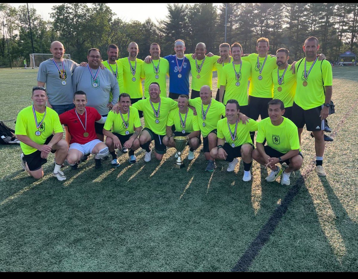 ChristosFC's tweet image. Christos over 40s are regional champs!
#CTID @USASARegion1